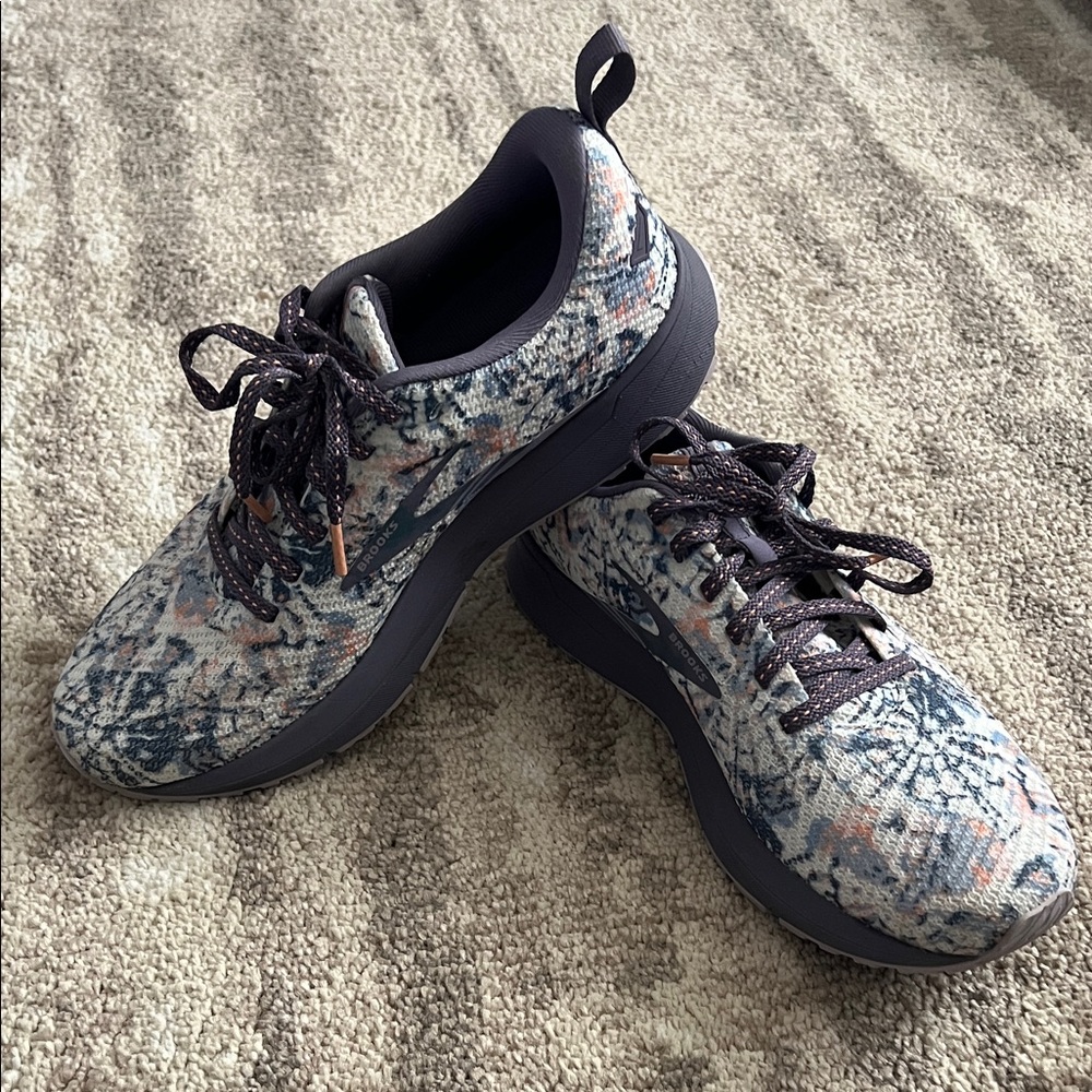 Brooks Women's Athletic Sneakers